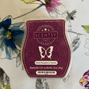 New Scentsy Bar 3.2 fl oz Black Raspberry Vanilla for use with Scentsy Warmer.